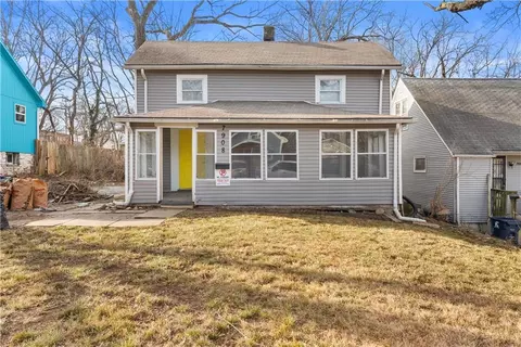 7908 Euclid Ave, Kansas City, MO 64132
