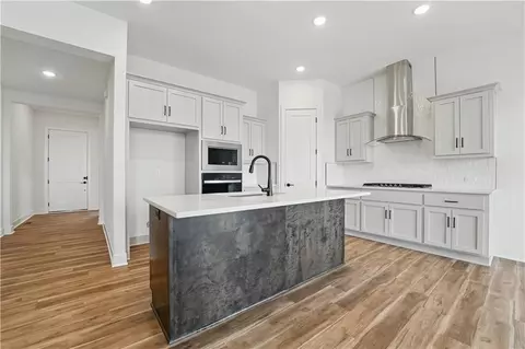1615 NW 105th Ter, Kansas City, MO 64155