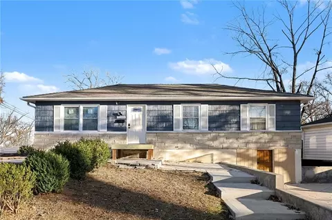7301 Myrtle Ave, Kansas City, MO 64132