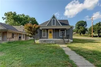 1403 Commercial St, Atchison, KS 66002