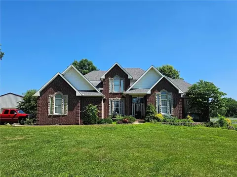 25408 NE Colbern Rd, Lees Summit, MO 64086