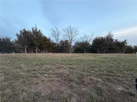 11527 S Houston St, Olathe, KS 66061