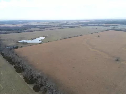 1350 Range Rd, Fort Scott, KS 66701