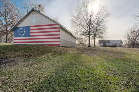 16816 Landmark Loop, Holt, MO 64048