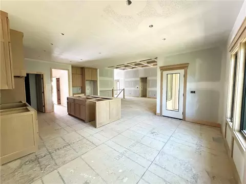 Kitchen - 8910 Ginger St, Lenexa, KS 66227 photo 5 of 7