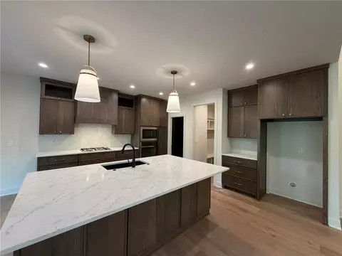 Kitchen - 8910 Ginger St, Lenexa, KS 66227 photo 2 of 8