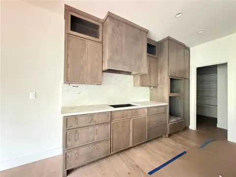 Kitchen - 8910 Ginger St, Lenexa, KS 66227 photo 3 of 8