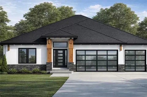 8910 Ginger St, Lenexa, KS 66227