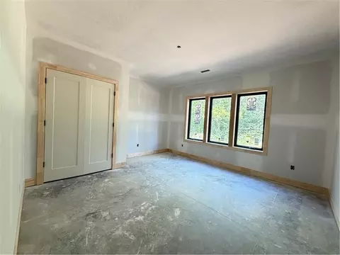 Bedroom - 8910 Ginger St, Lenexa, KS 66227 photo 4 of 5