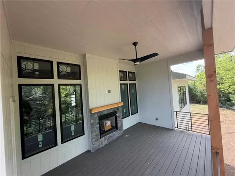 Exterior - 8910 Ginger St, Lenexa, KS 66227 photo 3 of 4