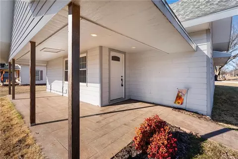 Exterior - 611 E 5th Ave, Caney, KS 67333 photo 2 of 8