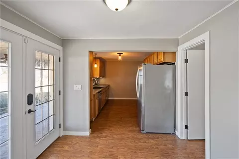 Entry Way - 611 E 5th Ave, Caney, KS 67333 photo 4 of 5