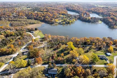 Wolfe Street, Excelsior Springs, MO 64024