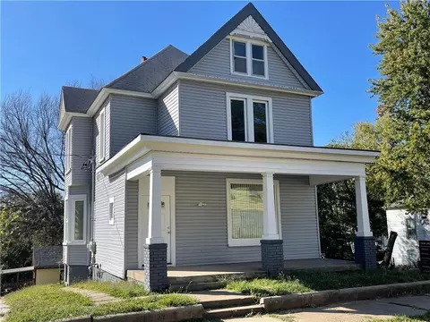 1002 N 9th St, Saint Joseph, MO 64501
