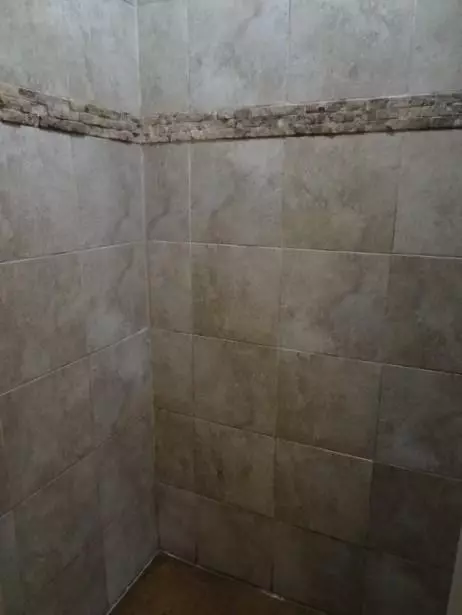 Bath - 14769 NE State Route E Hwy, Adrian, MO 64720 photo 5 of 10