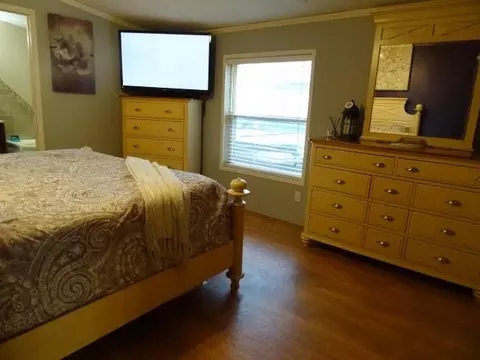 Bedroom - 14769 NE State Route E Hwy, Adrian, MO 64720 photo 1 of 9