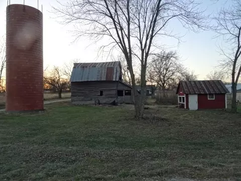 Exterior - 14769 NE State Route E Hwy, Adrian, MO 64720 photo 4 of 19