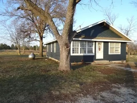 Exterior - 14769 NE State Route E Hwy, Adrian, MO 64720 photo 18 of 19