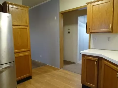 Entry Way - 14769 NE State Route E Hwy, Adrian, MO 64720 photo 2 of 7