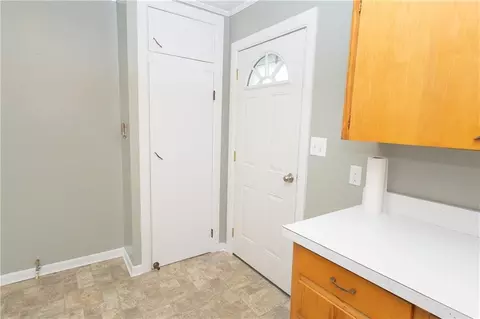 Entry Way - 803 E 6th St, Cherryvale, KS 67335 photo 3 of 3