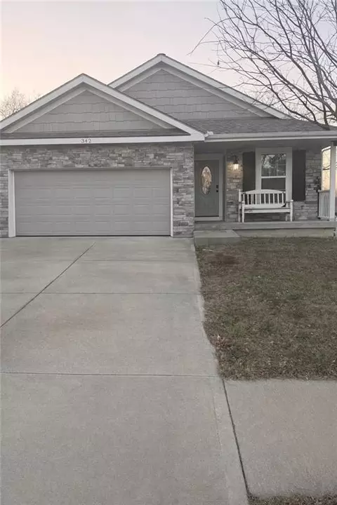 342 Armour Ave, Bonner Springs, KS 66012