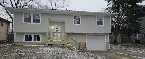 312 W Martin St, Edgerton, KS 66021