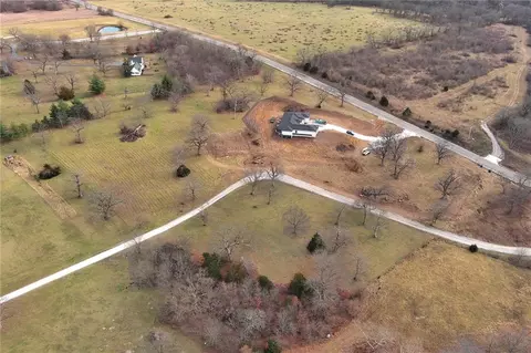 View/Area - 32200 E Outer Belt Rd, Lees Summit, MO 64086 photo 8 of 9