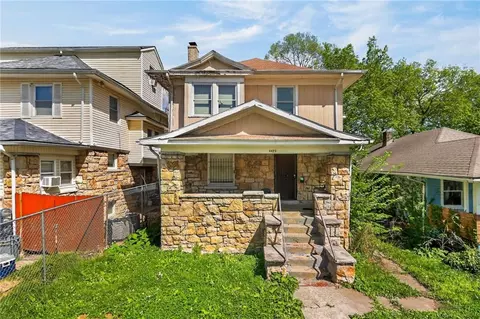 4423 Flora Ave, Kansas City, MO 64110