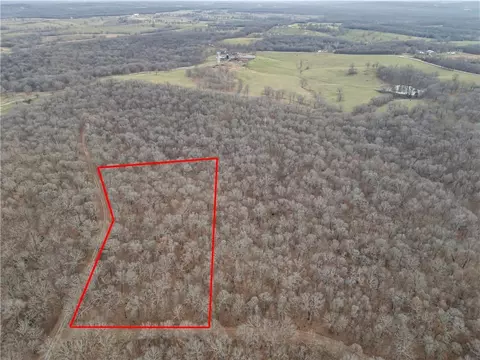 Tim Road, Edwards, MO 65326