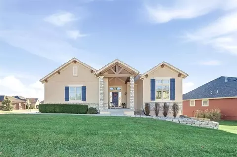 14119 Merion Ct, Basehor, KS 66007