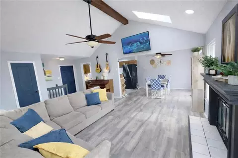 310 SE Shamrock Ln, Blue Springs, MO 64014