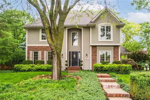 2101 Riviera Dr, Lawrence, KS 66047