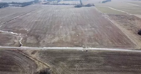 E Stockade Road, Nevada, MO 64772 photo 2