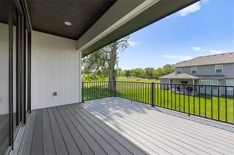 Exterior - 3222 SW Enoch St, Lees Summit, MO 64082 photo 4 of 4