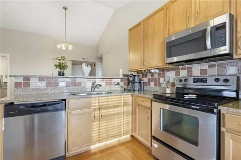 8030 N Drury Ave #3C, Kansas City, MO 64119