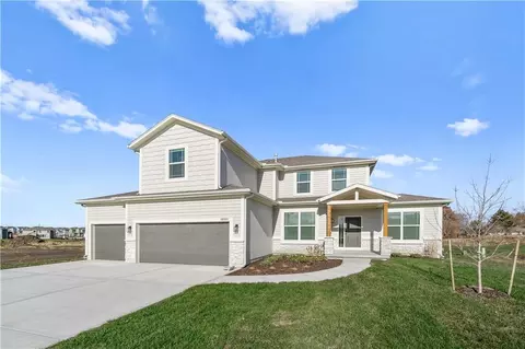 18580 W 169th Ter, Olathe, KS 66062