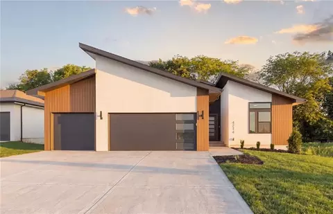 4214 NW 77th Ter, Kansas City, MO 64151