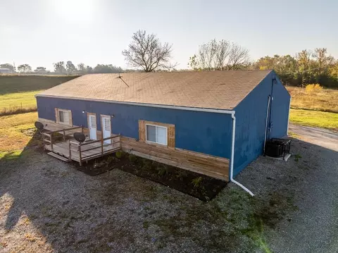 700 W 40 Hwy, Sweet Springs, MO 65351