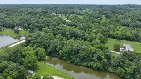 Timberlake Drive, Excelsior Springs, MO 64024