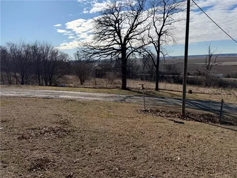 Exterior - 13557 Adobe Rd, Craig, MO 64437 photo 10 of 19