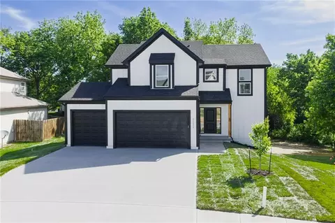 15636 Sheridan Ct, Basehor, KS 66007