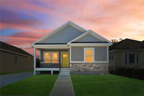 2903 Tracy Ave, Kansas City, MO 64109