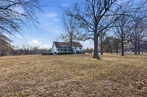 Exterior - 24101 E 88th St, Lees Summit, MO 64064 photo 4 of 10