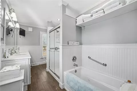 Bath - 24101 E 88th St, Lees Summit, MO 64064 photo 2 of 4
