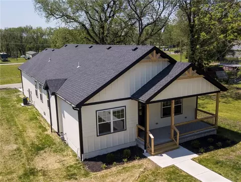 Other - 223 E Mill Ave, Osawatomie, KS 66064 photo 8 of 9