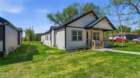 Other - 223 E Mill Ave, Osawatomie, KS 66064 photo 1 of 9
