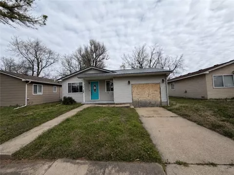 518 W 4th St, Eureka, KS 67045