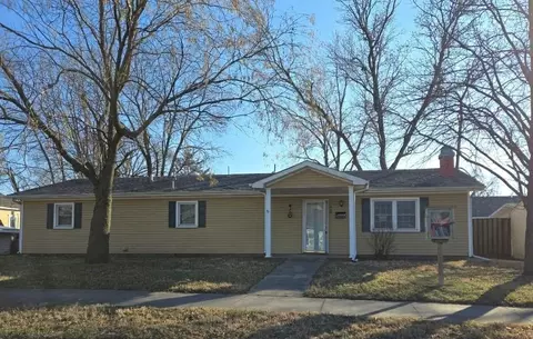 Exterior - 709 E Lincoln St, Iola, KS 66749 photo 2 of 5