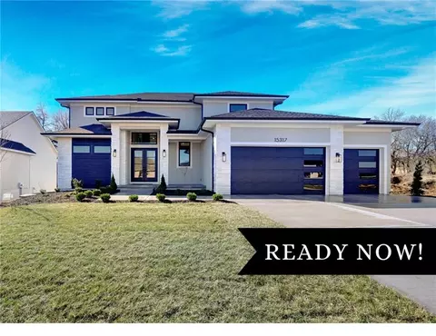 15317 W 162nd St, Olathe, KS 66062