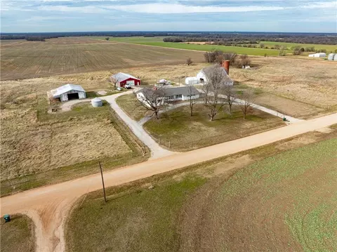 View/Area - 5120 SW 10th St, Columbus, KS 66725 photo 2 of 8